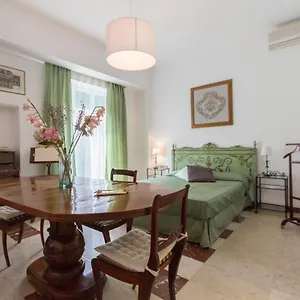 Bausan 12 , Roma Italia